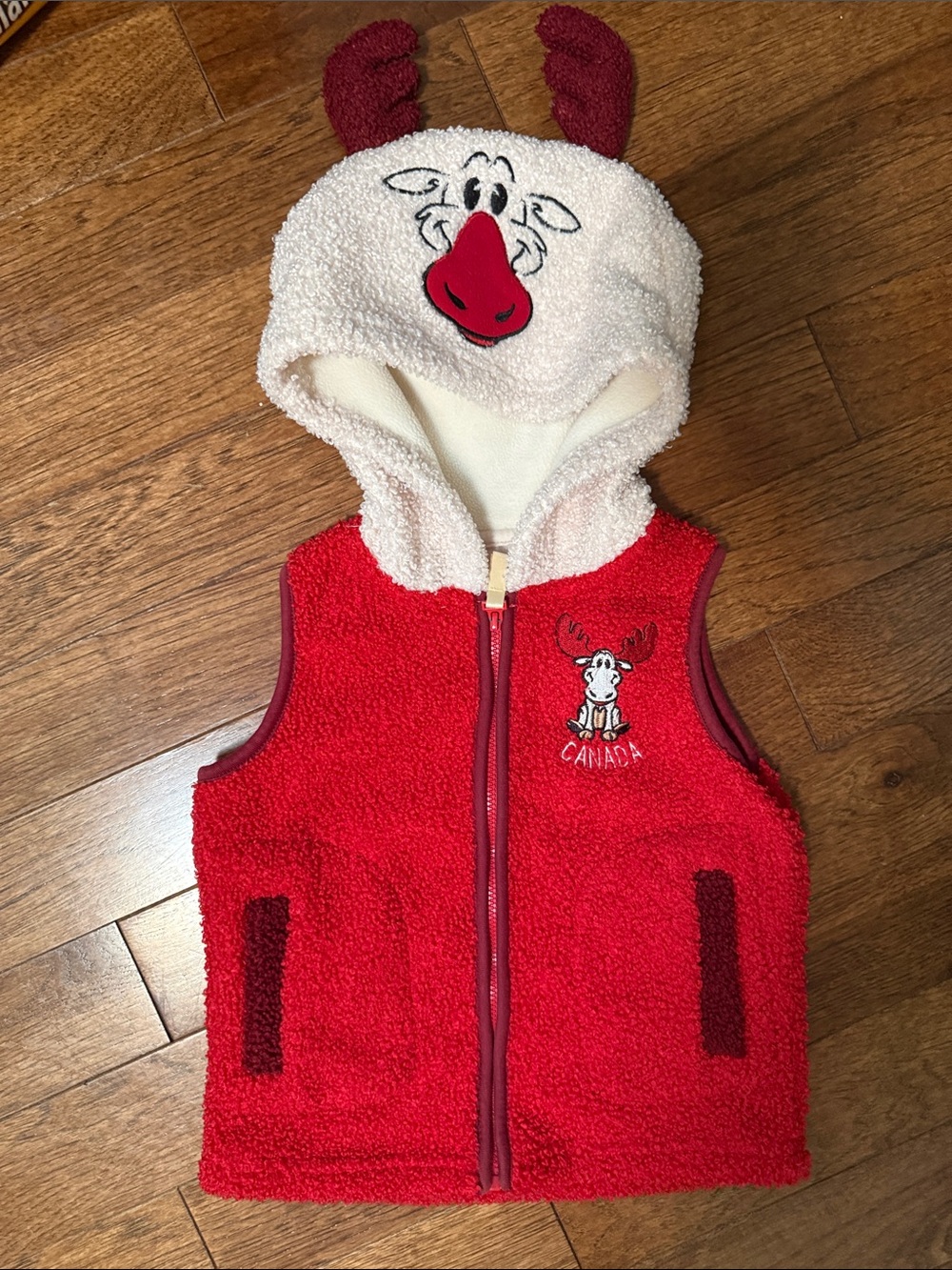 Canada Moose Hooded Sherpa Vest - Red & Cream